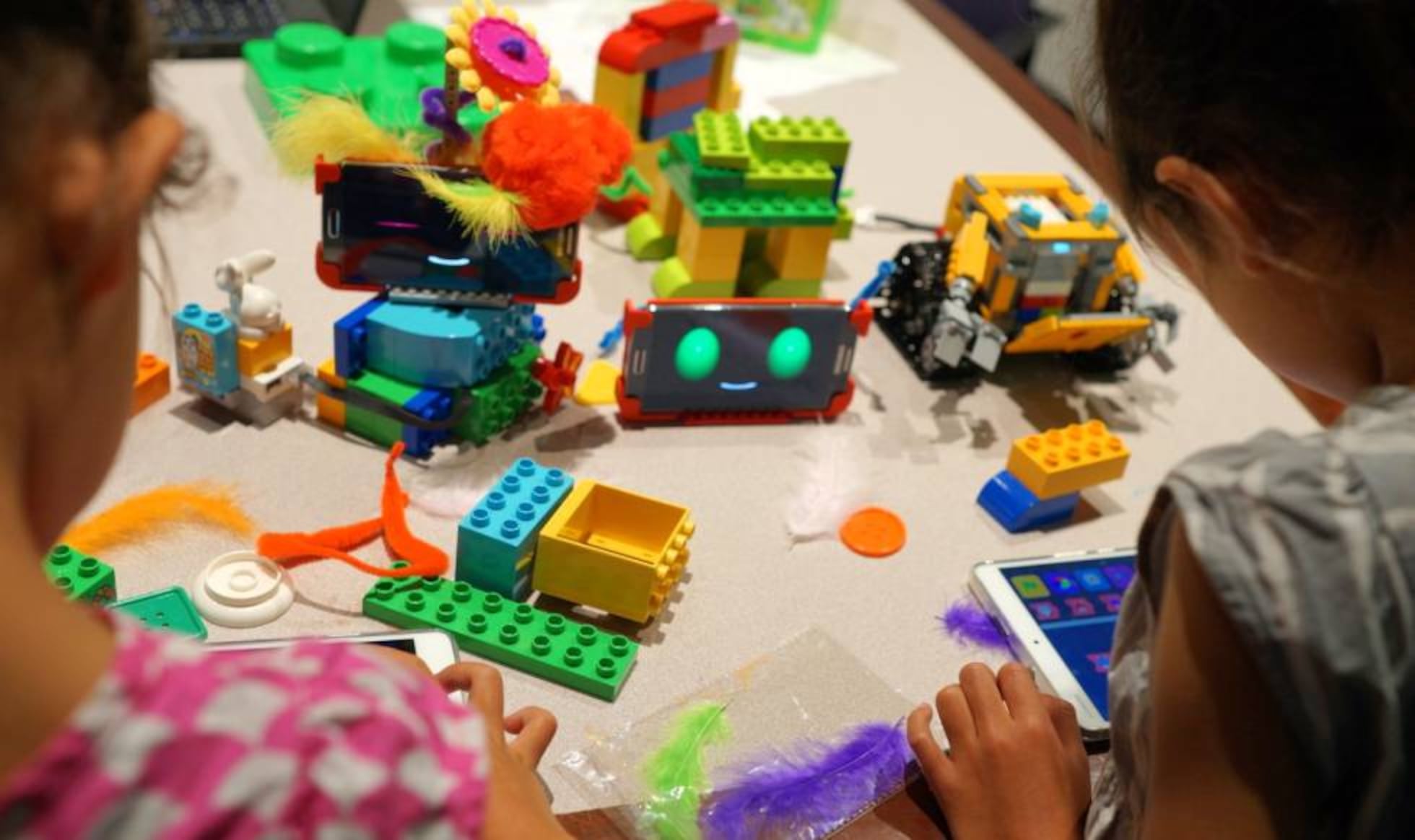 Así enseña el MIT inteligencia artificial a los niños Transformación Digital Tecnología EL Así enseña el MIT inteligencia artificial a los niños Transformación Digital Tecnología EL