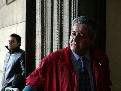 Francisco Gordo, denunciante del <b><i>caso Camas,</b></i> en una comparecencia en los juzgados.