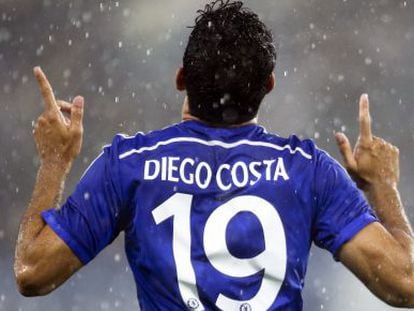 Diego Costa celebra el primer gol marcado a la Real Sociedad en Stamford Bridge.
