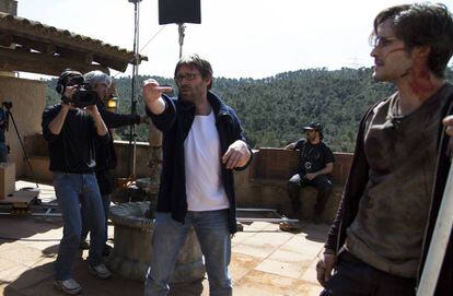 Alberto Marini (con camiseta blanca), en el rodaje de 'Summer Camp'.