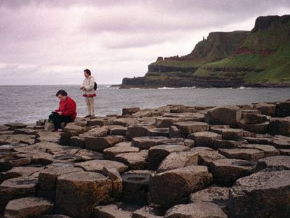La Calzada del Gigante, en la ruta costera de Antrim, en Irlanda del Norte.