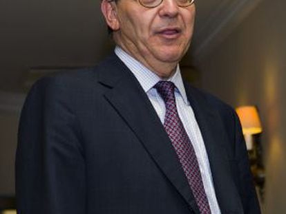 El director general del Fondo de Reestructuraci&oacute;n Ordenada Bancaria, Antonio Carrascosa, en el C&iacute;rculo Ecuestre de Barcelona.