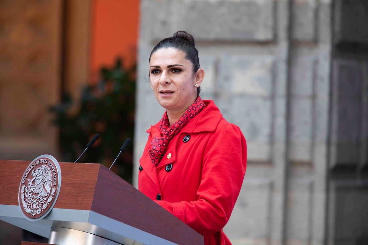 Ana Guevara vuelve a enfrentarse a los nadadores: “Si tienen conflicto con la ropa interior, que se la quiten”