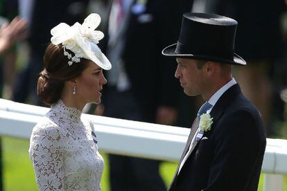 Los duques de Cambridge, fieles al protocolo de la cita.