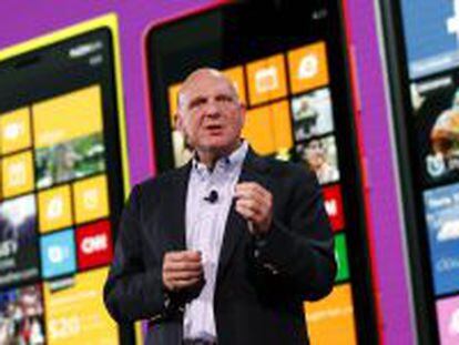 Steve Ballmer, consejero delegado de Microsoft, durante la presentaci&oacute;n de Windows Phone 8.