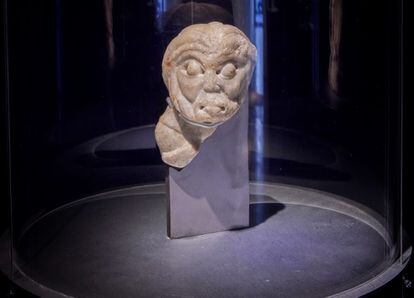Fragmento de figura humana, perteneciente al pórtico occidental del monasterio de Sant Pere de Rodes (Girona)". Cortesía: Artur Ramón Art