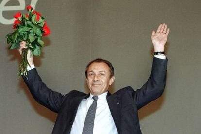 Rocard, al ser elegido líder de los socialistas en 1983.