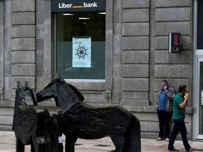Oficina de Liberbank en Oviedo.