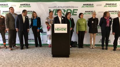 Diputados del Partido Verde, expresan su apoyo a Marcelo Ebrard en la carrera a las elecciones presidenciales de 2024, este lunes.