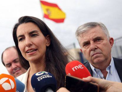 La presidenta de Vox en Madrid, Rocío Monasterio, atiende a los medios el pasado viernes en Santa Cruz de Tenerife.