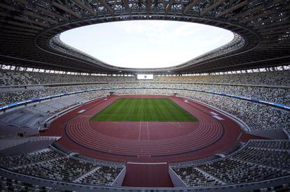 El estadio olímpico, cuyo coste se estima en 157 mil millones de yenes (1.300 millones de euros), acogerá las ceremonias de inauguración y de clausura, así como las pruebas de atletismo y algunos partidos de fútbol.