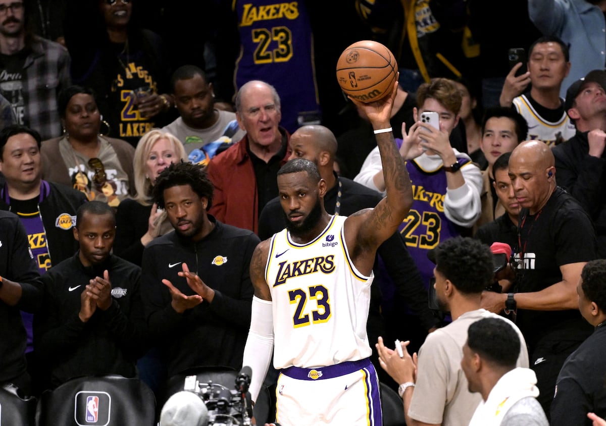 LeBron James vuelve a hacer historia en la NBA al superar los 40.000 puntos | Baloncesto | Deportes