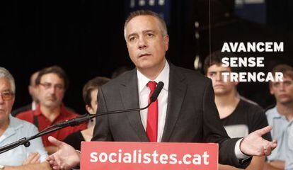 Pere Navarro, secretario general del PSC, durante un acto de los socialistas catalanes celebrado ayer en Terrassa (Barcelona). 