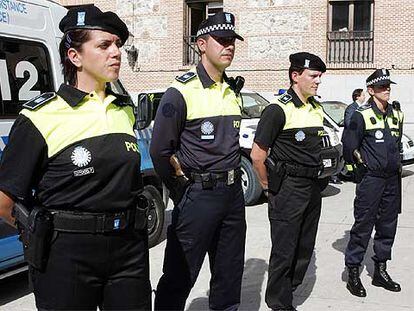 Nuevos uniformes para la Policía Municipal