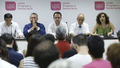 Los cuatro candidatos a dirigir UPyD, durante el debate.