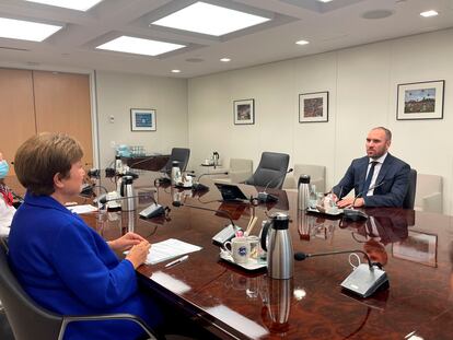 Kristalina Georgieva reunida con Martín Guzmán en Washington, este martes.
