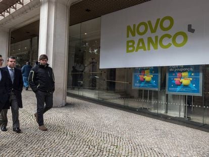 Ejecutivos del banco Banco Novo en Lisboa.