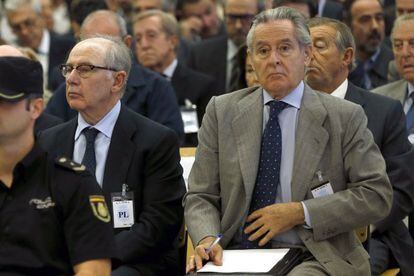 Los expresidentes de Caja Madrid Miguel Blesa (d) y Rodrigo Rato (i). EFE/Archivo