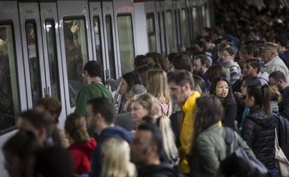 L'estació de metro de Plaça d'Espanya.