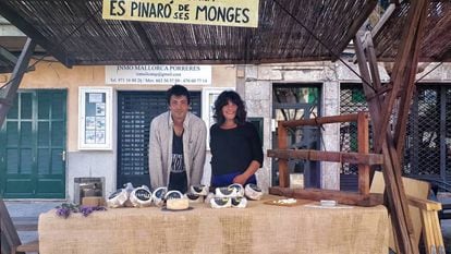 Francisca Sitges i Miquel Vilallonga, de la formatgeria Es Pinar de ses Monges. 