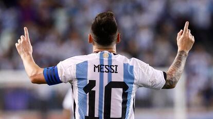 Lionel Messi celebra su gol ante Jamaica, en el partido amistoso que jugó con la selección de Argentina el 28 de septiembre pasado en Estados Unidos.