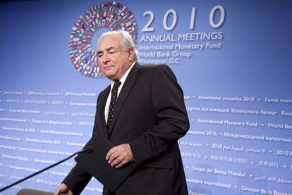 Strauss-Kahn se dispone a dar una conferencia de prensa ayer en Washington.