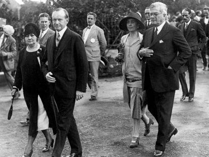 El presidente Calvin Coolidge y su esposa junto a su hom&oacute;logo cubano, el General Gerardo Machado, el 19 de enero de 1928 en la Habana.