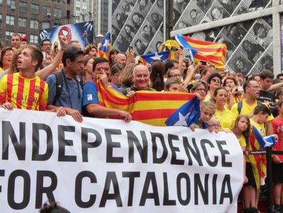 Manifestación en Times Square en 2013 a favor de la independencia catalana.