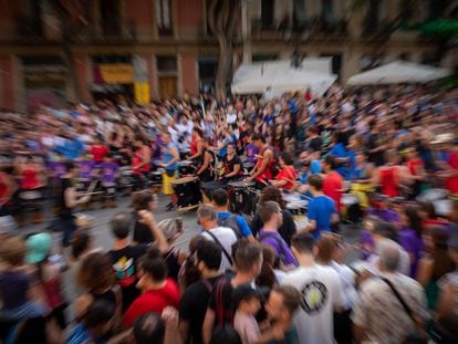 Tamborrada en las Fiestas Mayores del barrio de Gracia de Barcelona, el pasado 14 de agosto.