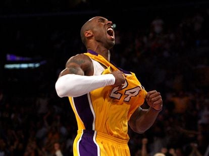 litro Mimar Azotado por el viento Una camiseta de Kobe Bryant sale a subasta en Estados Unidos con un precio  estimado de 5 millones de dólares | Deportes | EL PAÍS
