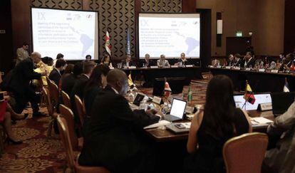 Las delegaciones de varios países en San José.