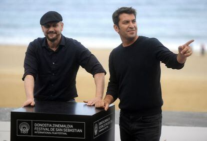 El realizador argentino, Juan Jos&eacute; Campanella, y el actor, Arturo Valls, en el Festival Internacional de Cine de San Sebasti&aacute;n.