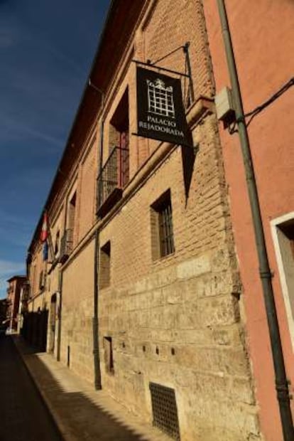 Fachada de la posada rural Palacio Rejadorada, en Toro (Zamora).