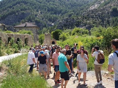 La candidatura de Sumar Aragón visita Jánovas (Huesca), un pueblo con cinco habitantes censados en 2022.