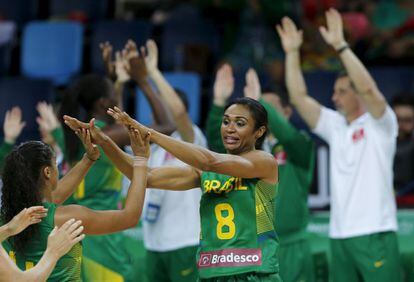 Partido de la selección femenina de baloncesto de Brasil