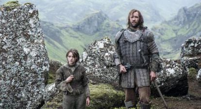 Arya y El Perro, una de las grandes parejas televisivas del año.