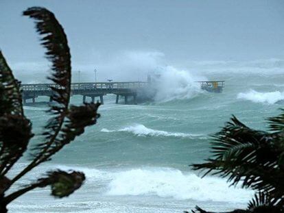 Oleaje producido por el huracán Irma en las costas de Florida.