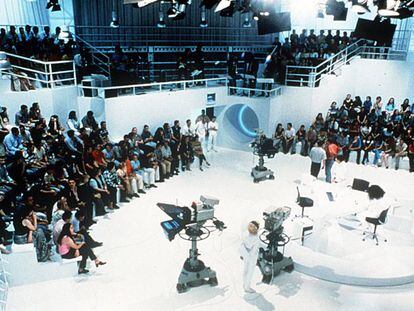 Un plató televisiu durant el rodatge d'un programa amb públic.