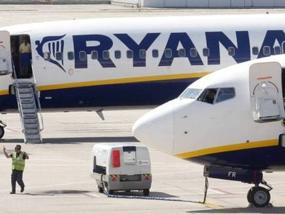 Aviones de Ryanair, en imagen de archivo, en el aeropuerto de Gerona.