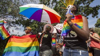 Personas celebrando el día del Orgullo en Uganda.