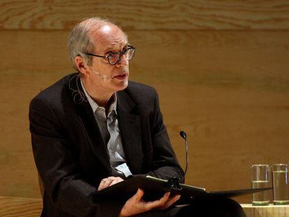 Eliot Weinberger converteix, amb el seu estil, l&rsquo;assaig en un objecte d&rsquo;art.