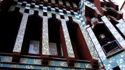 Detalle de la fachada de la Casa Vicens.