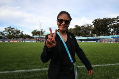 La entrenadora mexicana Mónica Vergara, durante la Copa del Mundo sub 17, en 2018.