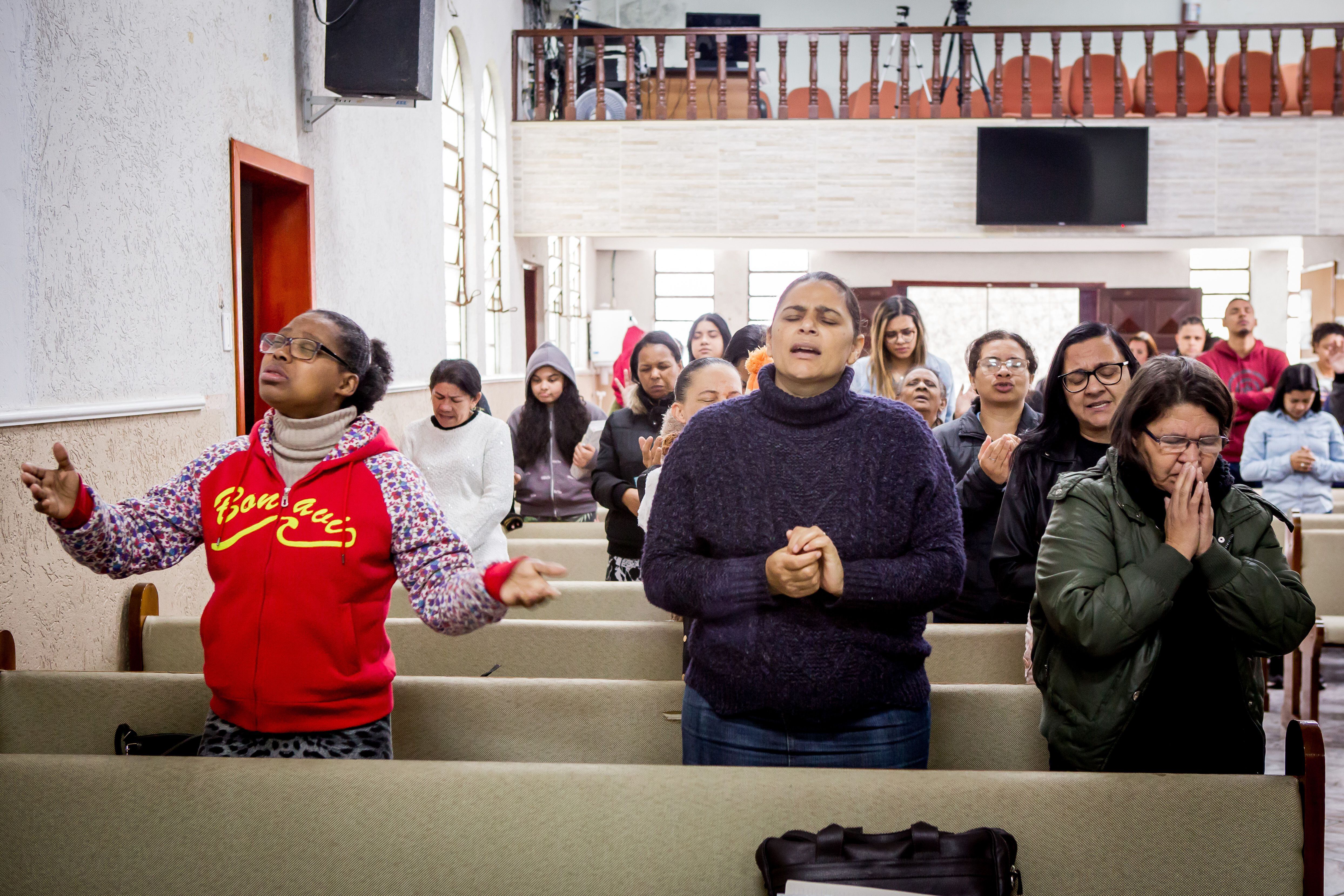 Un grupo de fieles en la escuela bíblica dominical de la Iglesia Evangélica Asamblea de Dios, en Ipiranga, el pasado septiembre