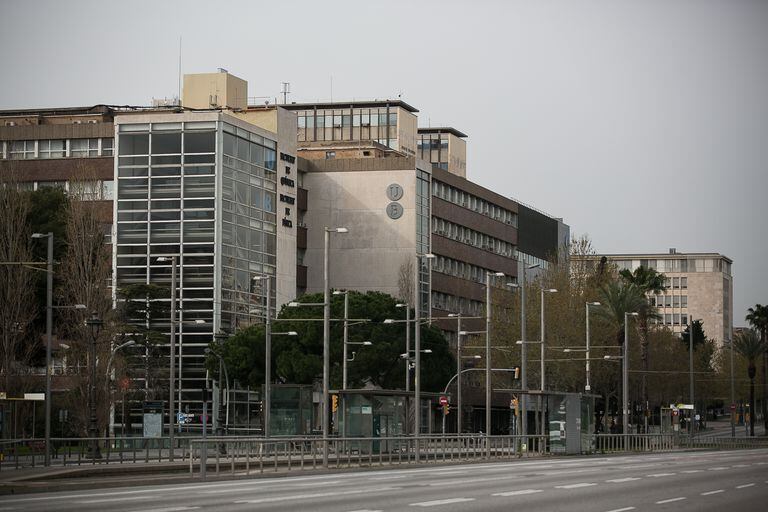 La facultad de Física y Química en la Diagonal de Barcelona.