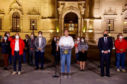 El presidente del Perú, Martín Vizcarra en su comparecencia ante los medios el pasado lunes.