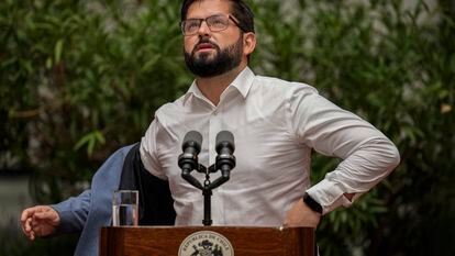 El presidente chileno, Gabriel Boric, este lunes durante una conferencia de prensa en Santiago.