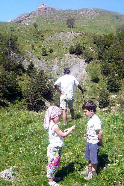 En el valle de Hecho (Pirineo aragonés) se puede dormir en el refugio de Gabardito, a 1.400 metros de altitud.