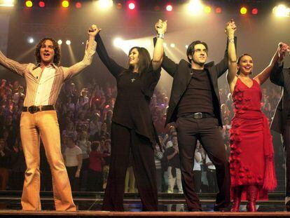 David Bisbal, Rosa, David Bustamante, Chenoa y Manu Tenorio en el escenario de 'OT', en 2001.