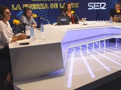 Montserrat Domínguez, Aimar Bretos, Àngels Barceló, Carles Francino y Roberto Sánchez, en la presentación de la nueva temporada de la Cadena SER.